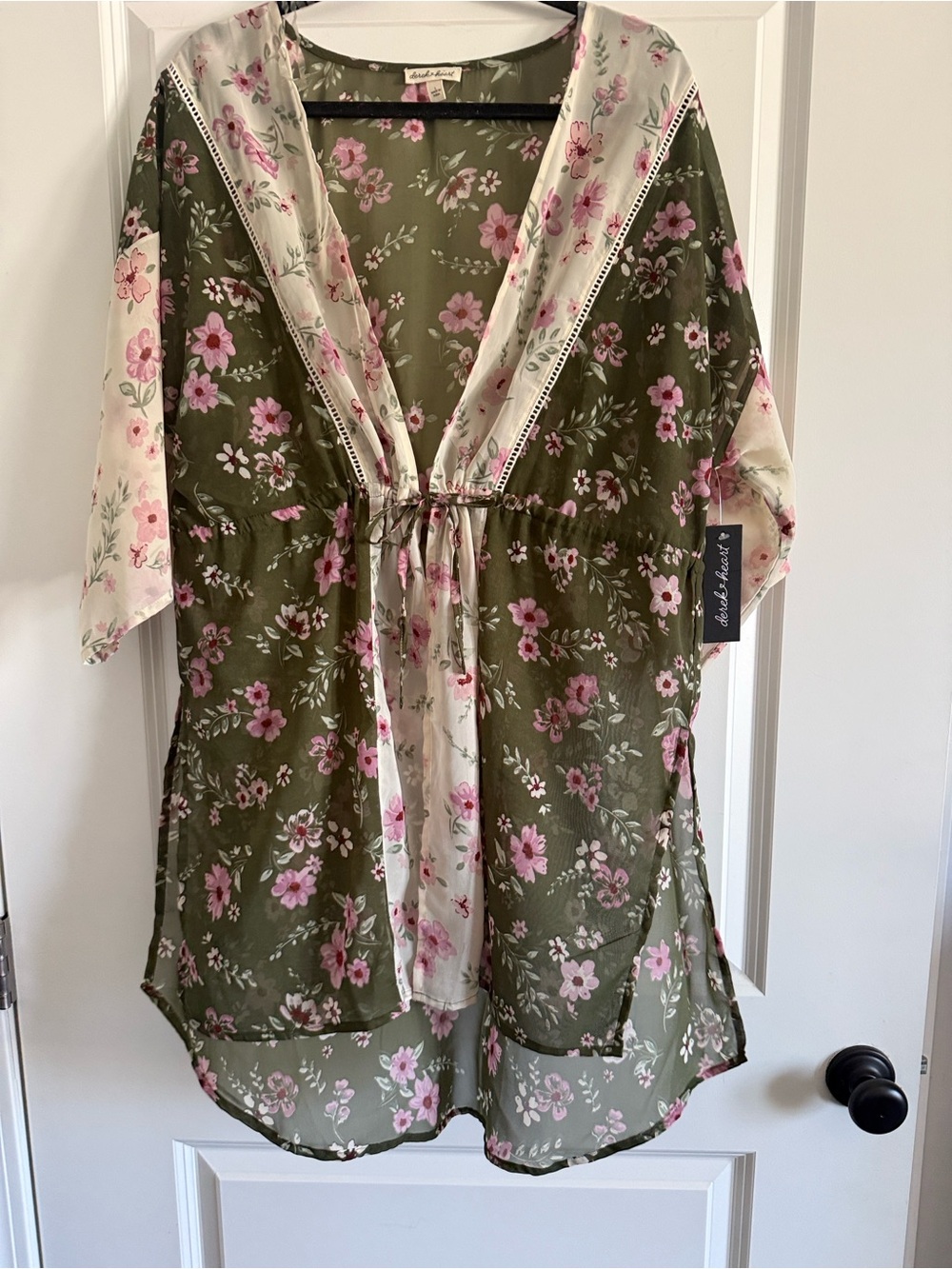 Derek Heart Olive Green and Cream Floral Sheer Kimono Robe